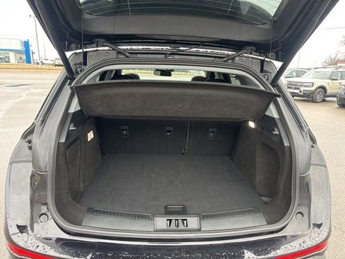 Used 2021 Lincoln Corsair AWD w/ Premium Package image 19