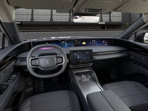 New 2026 Lincoln Nautilus Reserve image 9