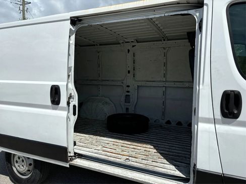 Used 2017 RAM ProMaster 1500 FWD image 10