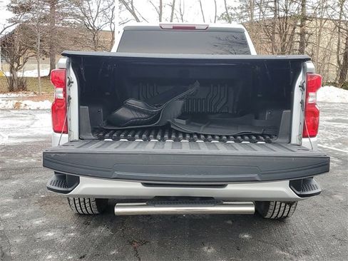 Used 2021 Chevrolet Silverado 1500 Custom image 6
