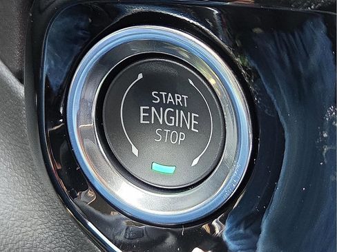 Used 2026 Chevrolet Silverado 2500 LT w/ Convenience Package image 19