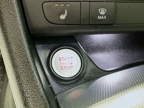 Used 2017 Audi Q3 2.0T Premium Plus w/ Premium Plus Package AWD/4WD image 37