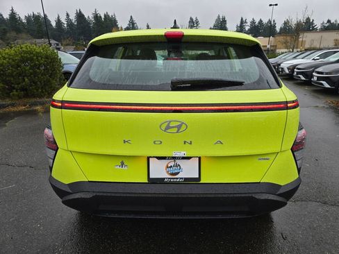 New 2026 Hyundai Kona SE image 6
