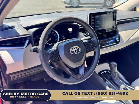 Used 2020 Toyota Corolla LE FWD image 8