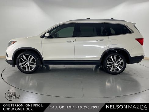 Used 2017 Honda Pilot Touring image 9