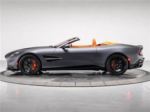 New 2026 Aston Martin Vanquish Convertible image 9