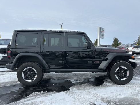 Used 2021 Jeep Wrangler Unlimited Rubicon w/ Uconnect 4C Nav & Sound Group image 4