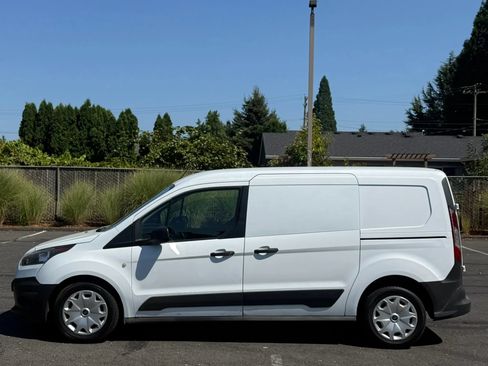 Used 2018 Ford Transit Connect XL FWD image 2