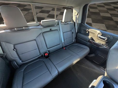 Used 2020 GMC Sierra 1500 SLT w/ SLT Premium Plus Package image 18