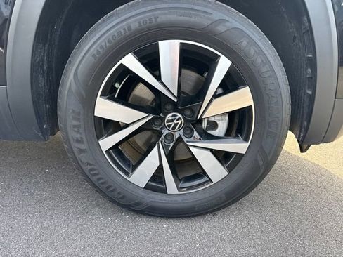 Used 2023 Volkswagen Atlas Cross Sport SE AWD/4WD image 21