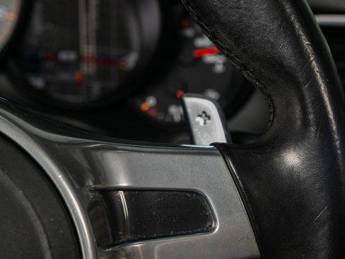 Used 2015 Porsche 911 Carrera S RWD image 33