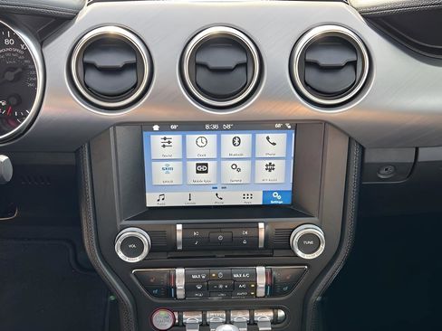 Used 2018 Ford Mustang Premium image 14