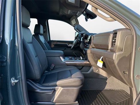 New 2026 Chevrolet Silverado 2500 LT image 15