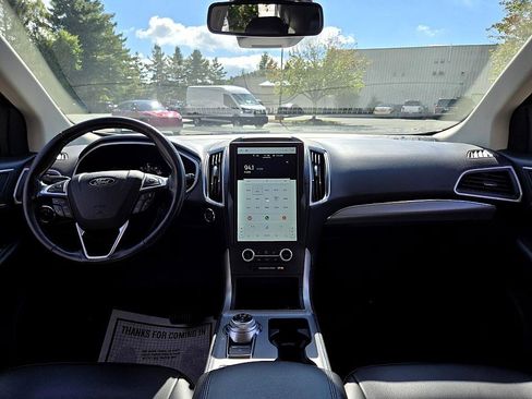 Used 2021 Ford Edge SEL image 11