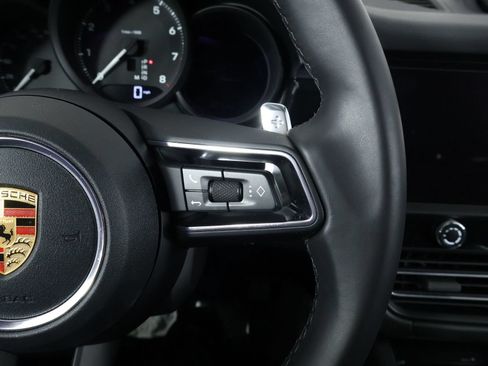 Certified 2026 Porsche Macan AWD/4WD image 15