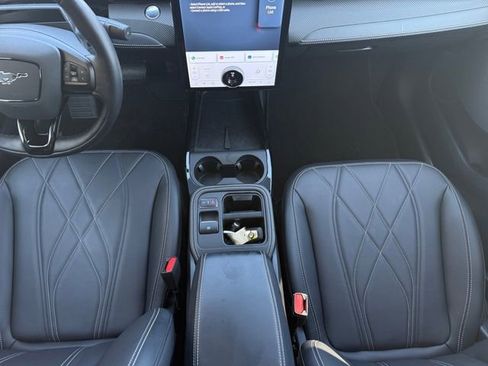 Used 2025 Ford Mustang Mach-E Select w/ Comfort Package Lite image 5