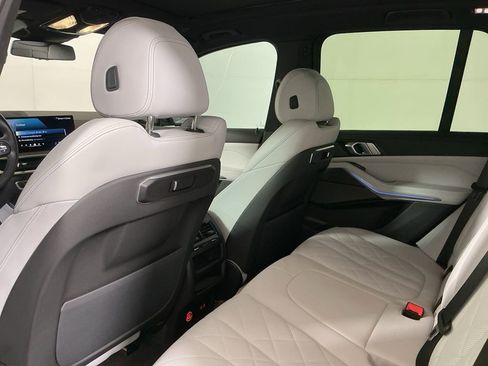 Certified 2025 BMW X5 xDrive50e image 26