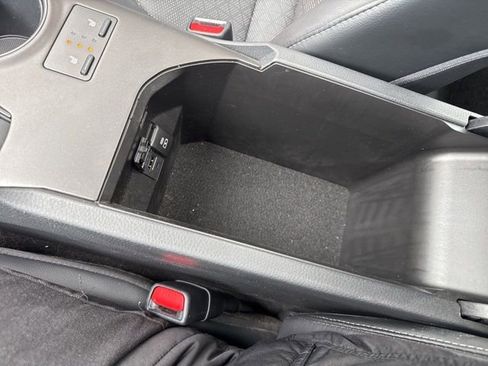 Used 2022 Toyota Camry XSE image 23