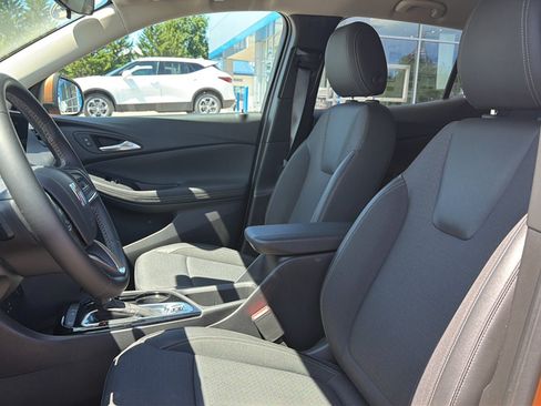 Used 2024 Buick Encore GX Preferred FWD image 13