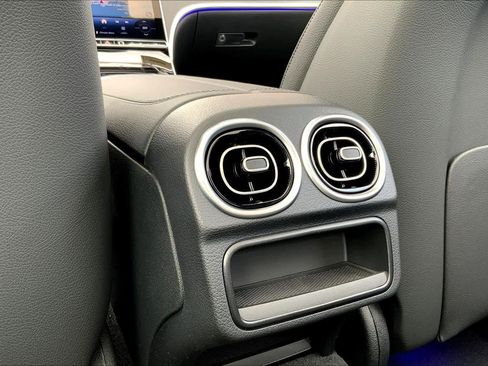 New 2026 Mercedes-Benz C 300 4MATIC Sedan image 22