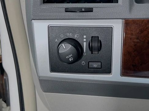 Used 2010 Chrysler Town & Country Touring w/ Family Value Group image 11