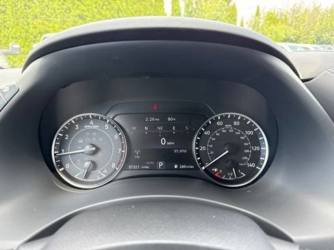 Used 2024 Nissan Armada SV AWD/4WD image 27