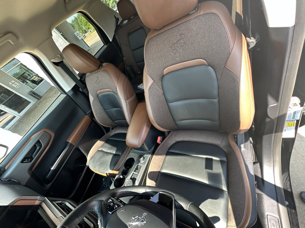 Used 2025 Ford Bronco Sport Outer Banks w/ Outer Banks Tech Package+ AWD/4WD image 12