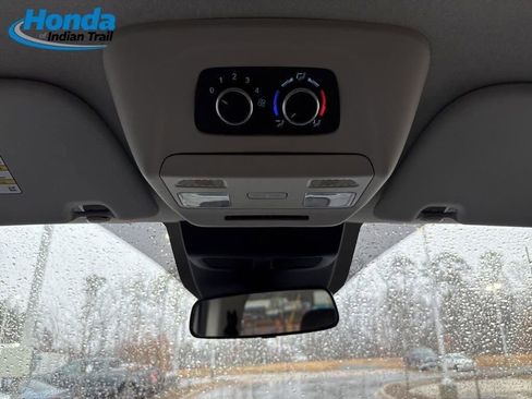 Used 2023 Ford Transit 350 XLT image 31