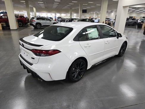 New 2026 Toyota Corolla XSE image 5