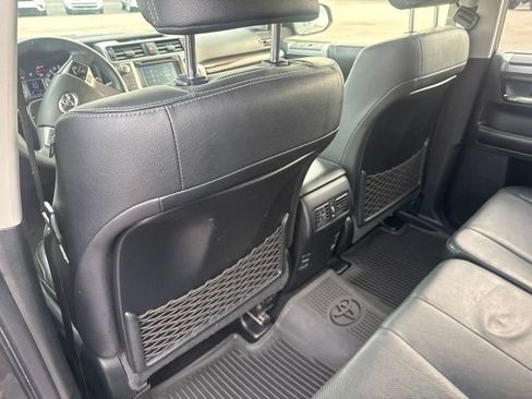 Used 2019 Toyota 4Runner Limited AWD/4WD image 22