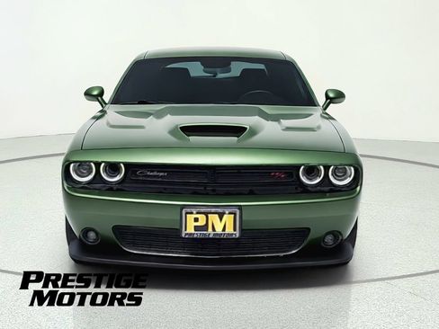 Used 2022 Dodge Challenger R/T Scat Pack RWD image 2