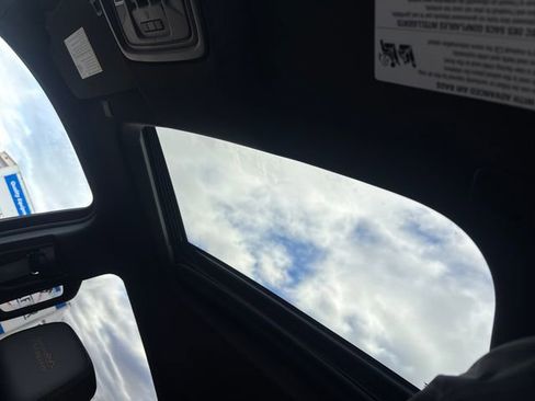 Used 2025 Chevrolet Silverado 3500 High Country w/ High Country Premium Package image 21