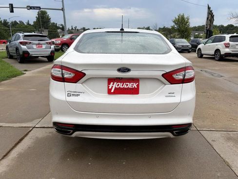 Used 2014 Ford Fusion SE w/ Equipment Group 202A FWD image 7