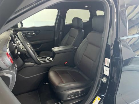 Used 2025 Chevrolet Blazer RS FWD image 18
