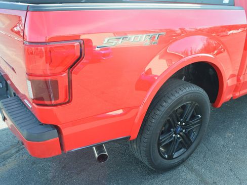 Used 2018 Ford F150 Lariat w/ Equipment Group 502A Luxury AWD/4WD image 9