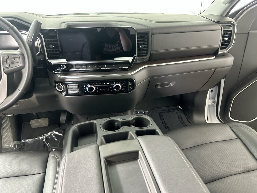 Used 2026 GMC Sierra 1500 SLT RWD image 21