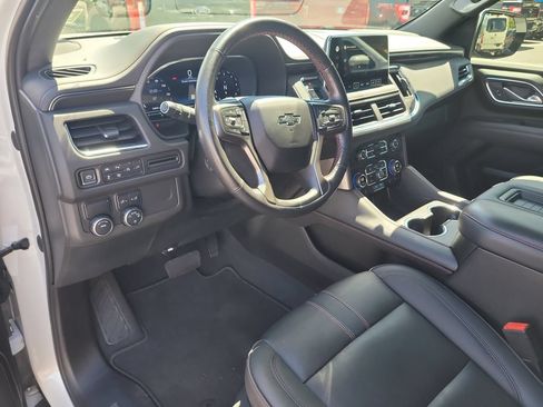 Used 2022 Chevrolet Tahoe RST w/ Luxury Package RWD image 18