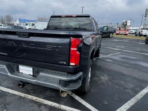 Used 2024 Chevrolet Silverado 2500 LTZ image 9
