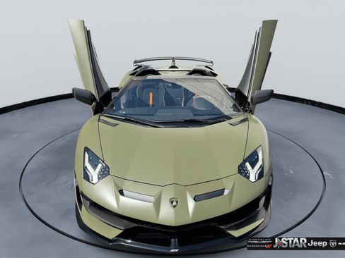 Used 2021 Lamborghini Aventador SVJ AWD/4WD image 3