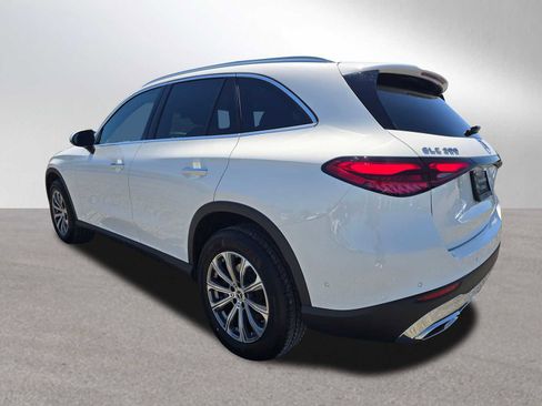 Used 2026 Mercedes-Benz GLC 300 4MATIC image 5