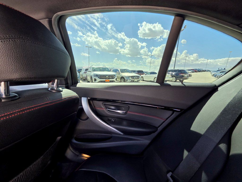 Used 2016 BMW 328i Sedan RWD image 20