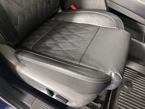 Used 2024 Nissan Rogue Platinum w/ Platinum Premium Package image 27