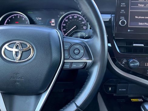Used 2024 Toyota Camry XLE image 23