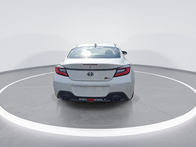 Used 2022 Toyota GR86 RWD image 8