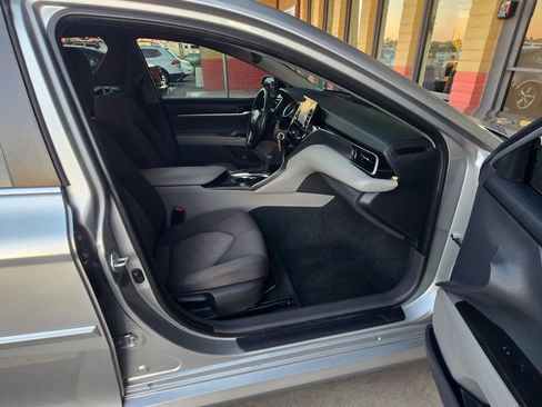 Used 2023 Toyota Camry LE image 56