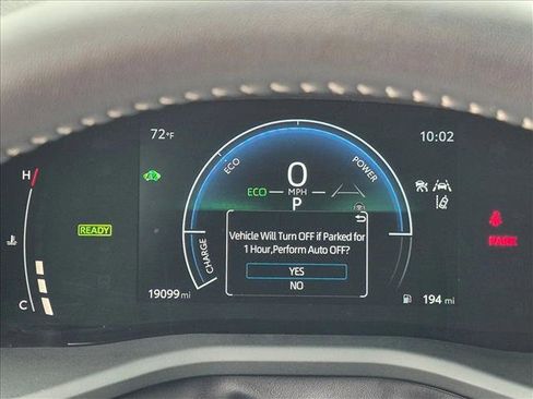 Used 2025 Toyota Camry SE w/ Convenience Package FWD image 8
