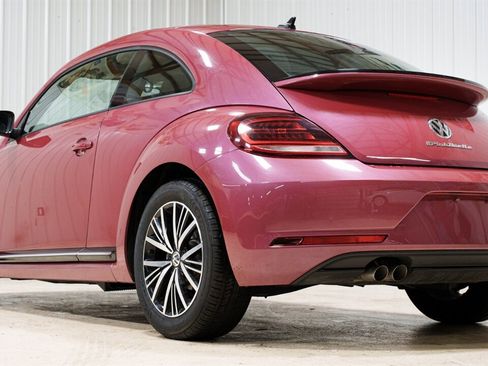 Used 2017 Volkswagen Beetle #PinkBeetle image 5