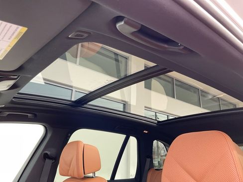 New 2026 BMW X5 xDrive40i w/ M Sport Package image 21