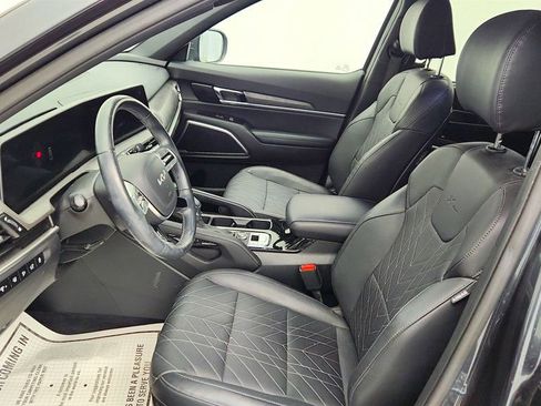 Used 2023 Kia Telluride EX X-Line image 19