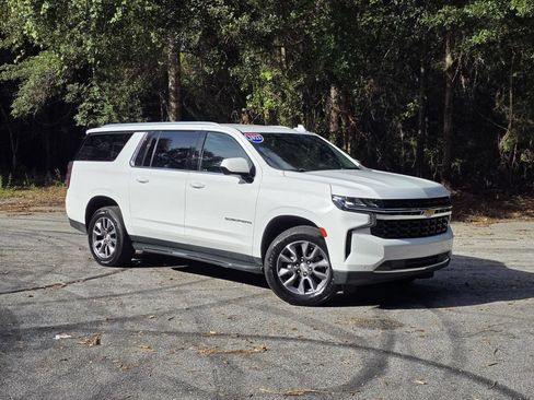 Used 2023 Chevrolet Suburban LS AWD/4WD image 1
